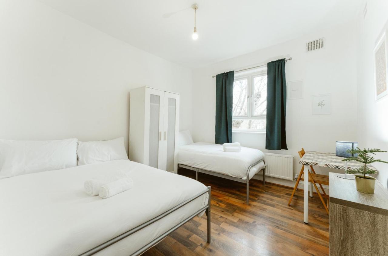 Upton Park Bedrooms 25 Min To Central Лондон Экстерьер фото